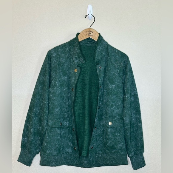 Washed Shacket Size Small Green Snap Button Closure Front Snap Pockets Casual - Picture 3 of 12
